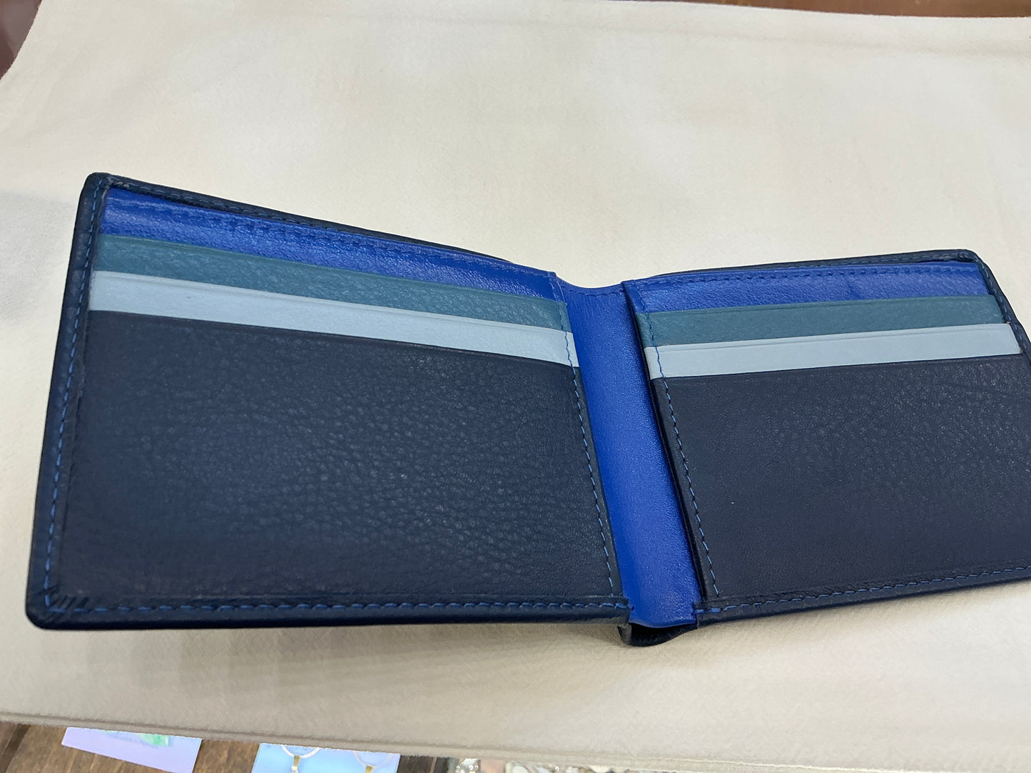 Men's Bifold Wallet