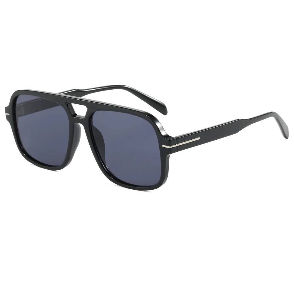 Pretty Simple Natalie oversized aviator sunglasses with metal frames and tinted lenses, stylish eyewear for a bold look.