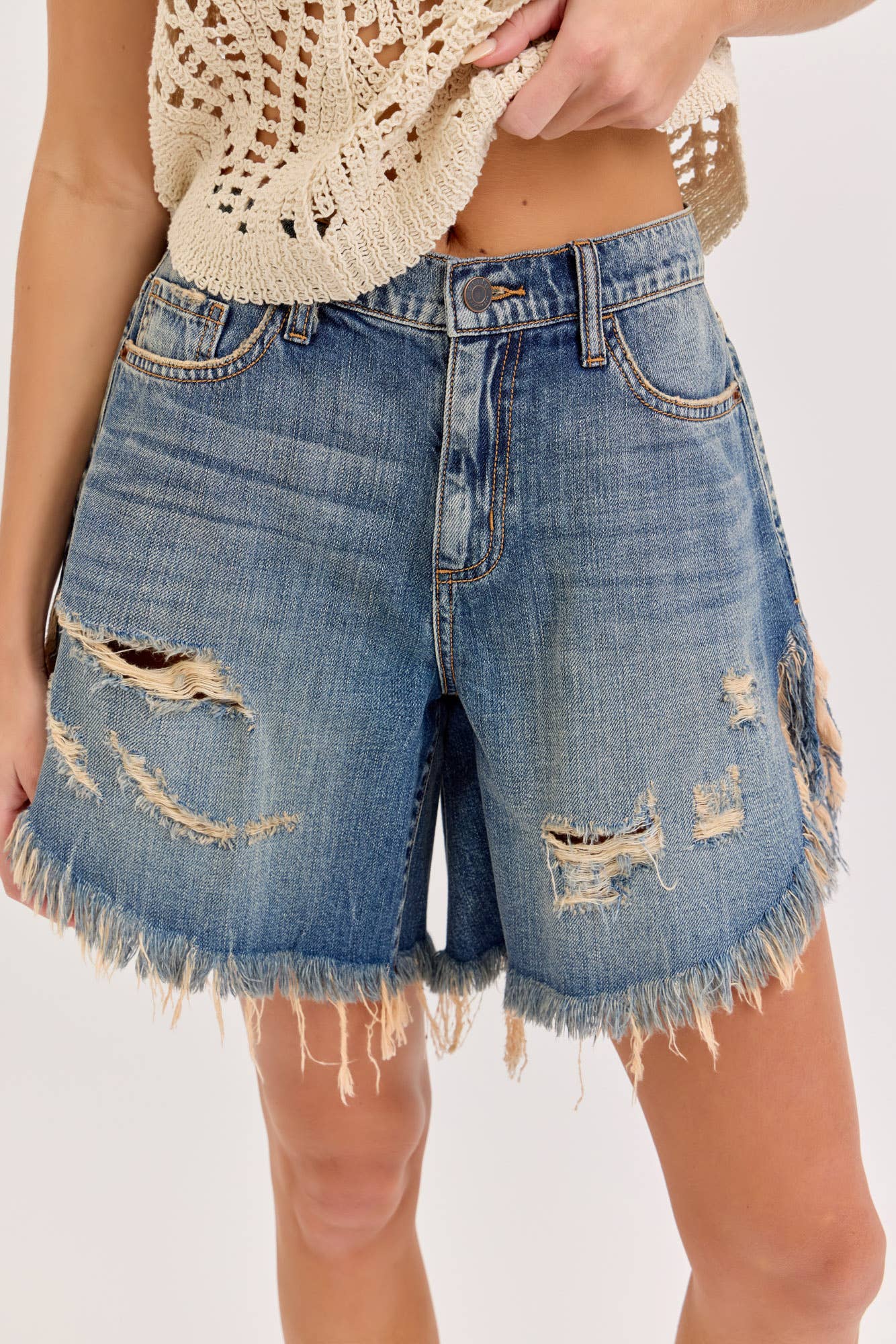 Mid Waisted Cut Off Shorts [WV69940TD]
