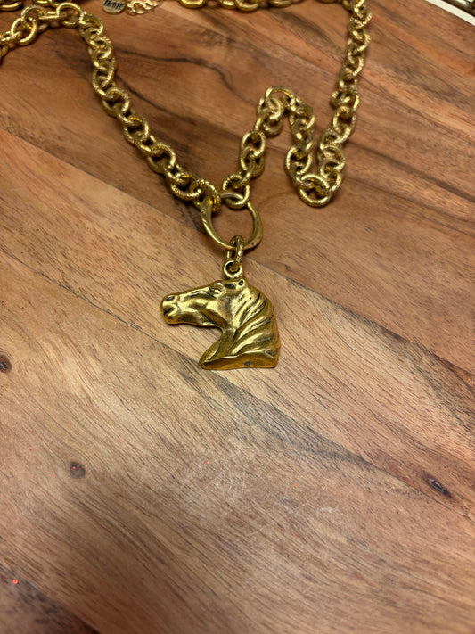Lula 'n' Lee horsehead pendant necklace featuring a detailed horsehead charm on a silver chain.