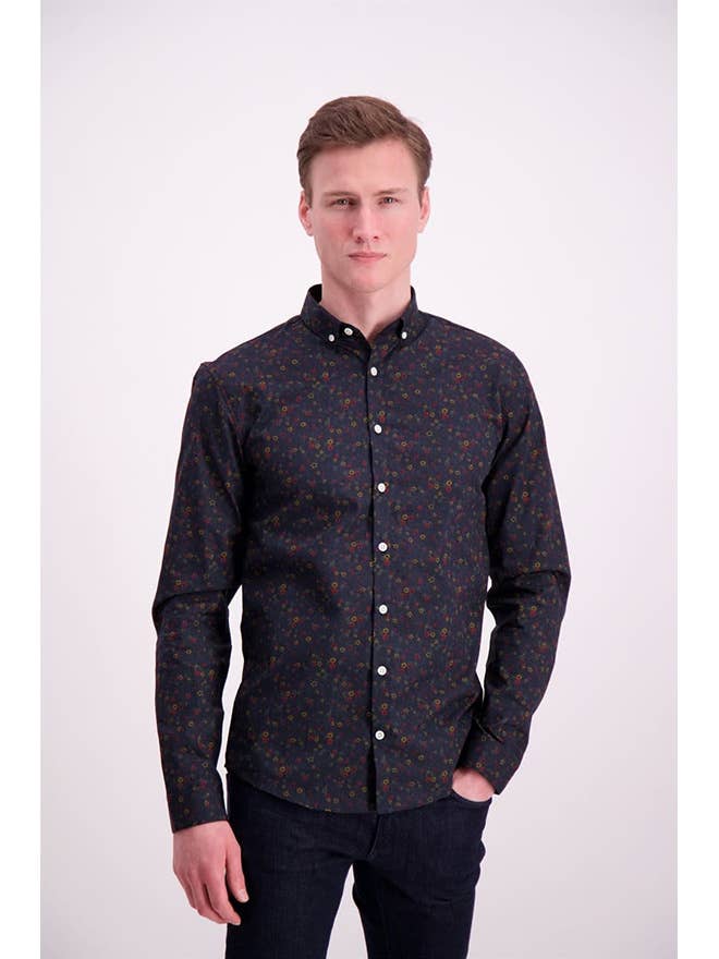 Men's Lindbergh long-sleeve dress shirt with ditsy floral print in soft fabric, stylish and suitable for formal or casual wear.