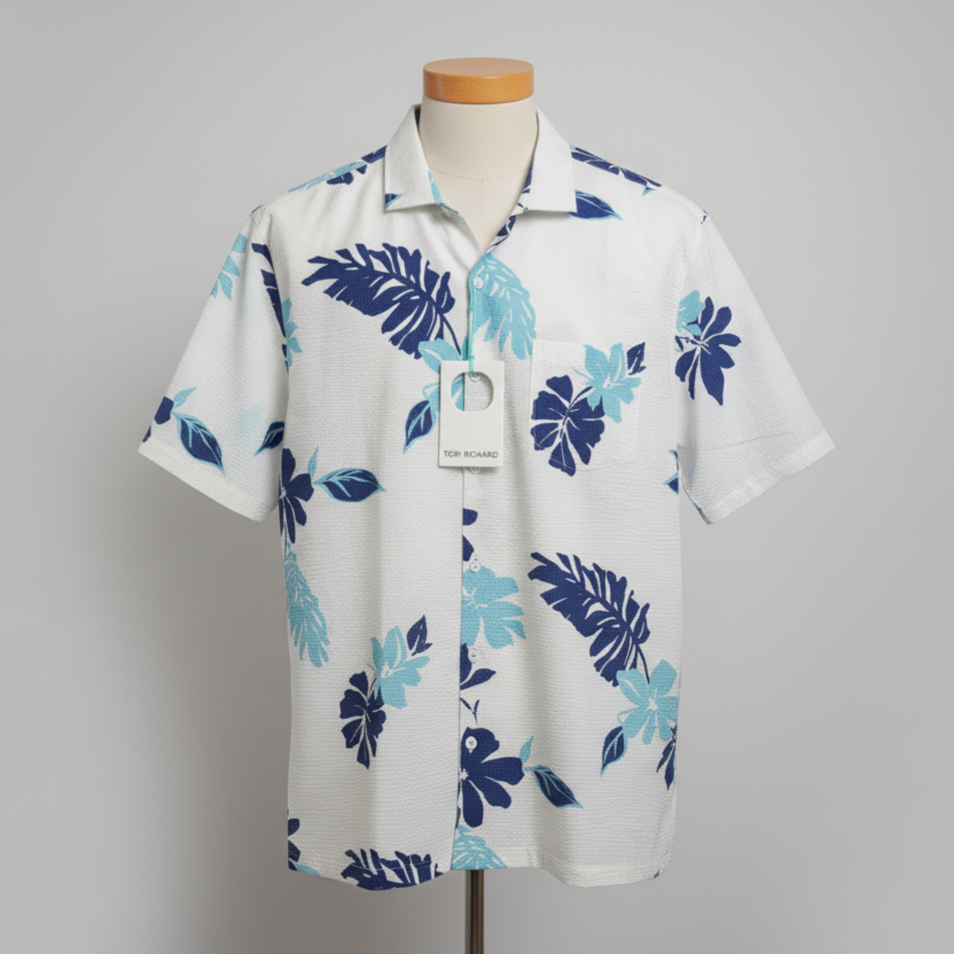 Men's Tori Richards Fresh Cut SS Dress Shirt in crisp white with a classic collar and button-down front.